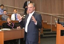 Senator Tim Kaine Talks Obamacare Repeal with UVa Medical Students
